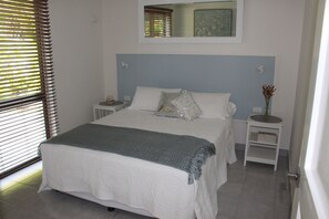 ! of 2 large Queen sized bedrooms with comfortable bed, and relaxing décor