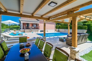Extérieur maison de vacances [été]