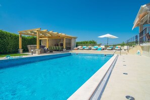 Piscine maison de vacances