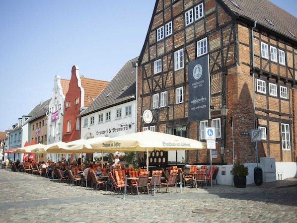 Außenseite Ferienhaus [Sommer]