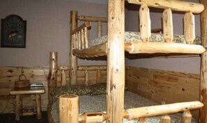 2nd Bedroom has a Log Bunk Bed with a XL Twin on Top and a Queen on the Bottom
