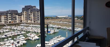 La Marina, votre lieu de séjour idéal au coeur des plages du débarquement