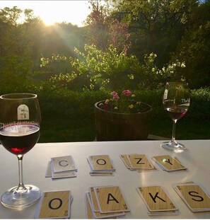 Relax and enjoy the sunset at Cozy Oaks