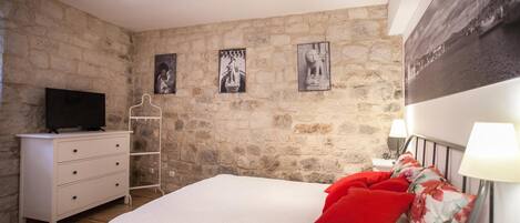 Lovely modern studio apartment Ursa, Trogir center