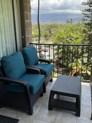 Relax on Lanai