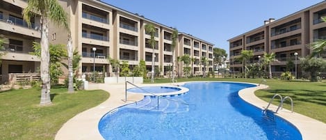 Communal swimming pool