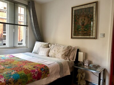 TWO BEDROOMS COVENT GARDEN 