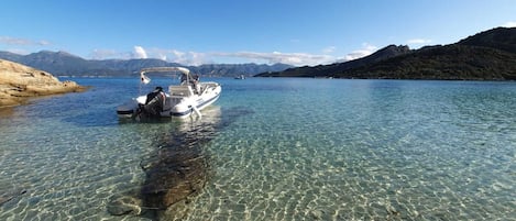 Notre bateau amarré à Saint Florent