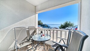Beach/ocean view