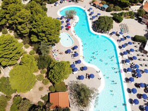 Utomhuspool