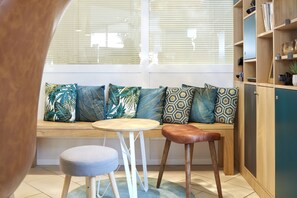 Sittområde i lobbyn