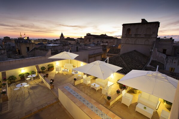 Terassi/patio