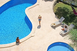 Utomhuspool