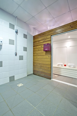 Steam room