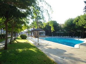 Utomhuspool