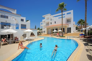 Utomhuspool