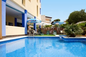 Utomhuspool