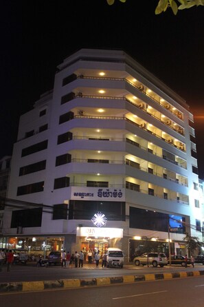 Front of property – evening/night