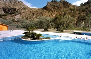 Utomhuspool