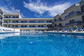 Utomhuspool