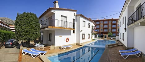 Piscine extérieure