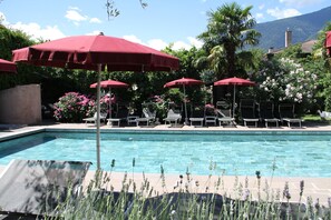Piscina all'aperto