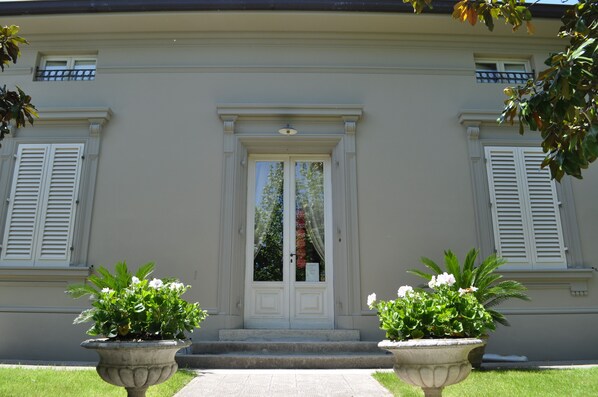 Entrada do alojamento
