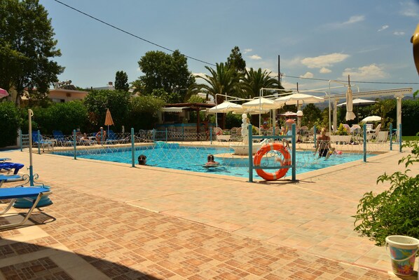 Utomhuspool