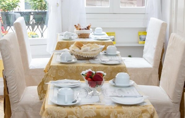Frukost