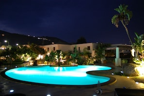 Utomhuspool