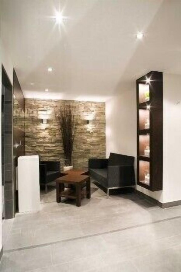 Spa reception