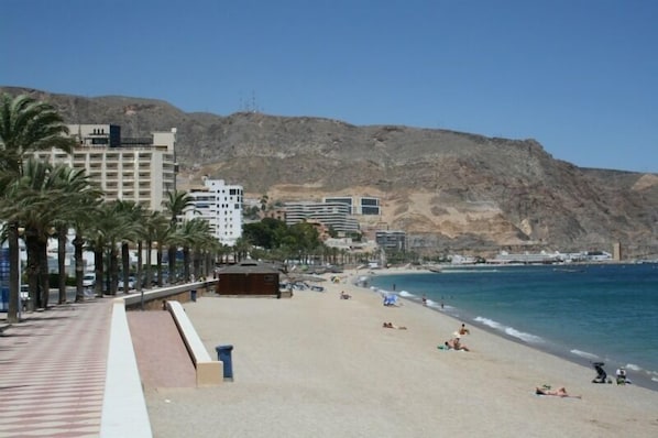 Strand