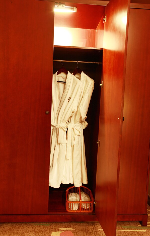 Room amenity