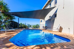 Utomhuspool