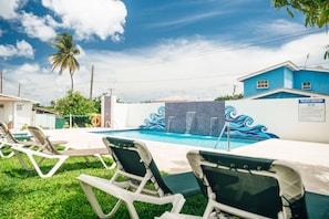 Utomhuspool