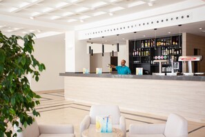 Bar (en el alojamiento)