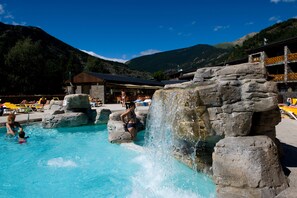 Poolwasserfall