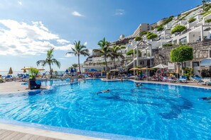Utomhuspool