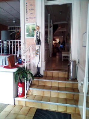 Hall