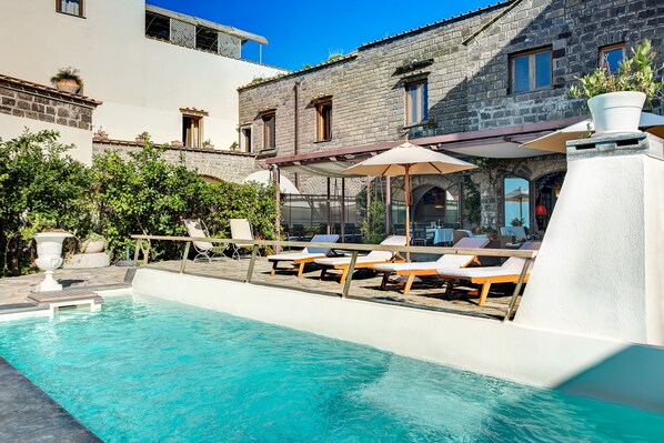 Rooftop pool