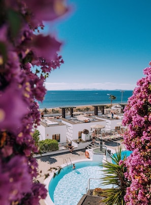 Beach/ocean view
