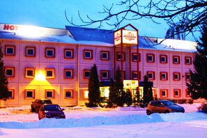 Front of property - evening/night