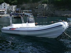 Båtar