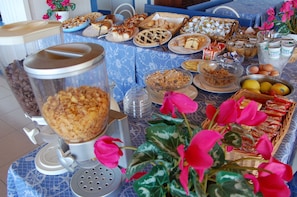 Breakfast buffet