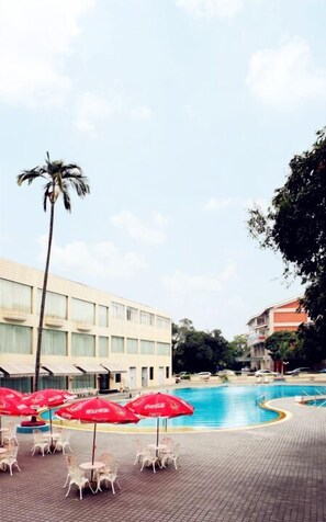 Piscina externa