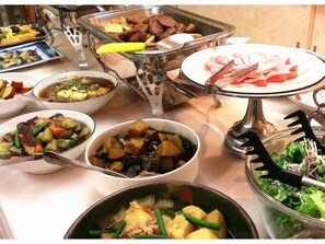 Breakfast buffet