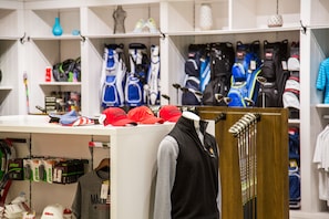 Pro-shop