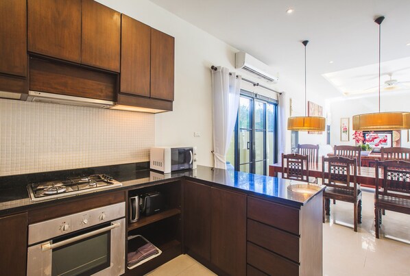 Private kitchen