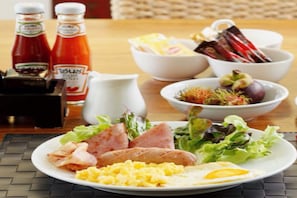 Breakfast meal