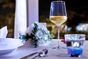 Couples’ dining